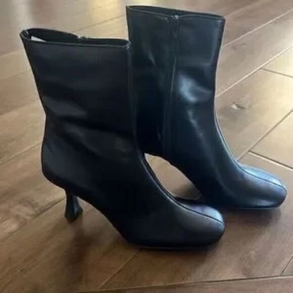 Free People Remy Heeled Boots US 9
NWT main image 5